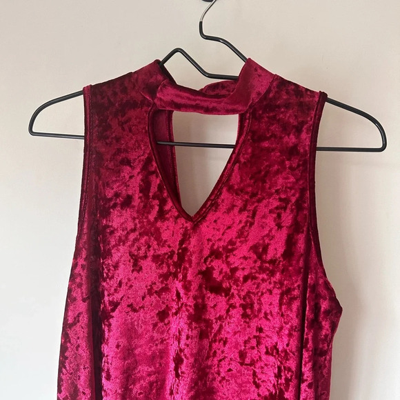 Altar’d State Burgundy Crushed Velvet Dress - Size Large - Like New Condition - Picture 4 of 11